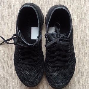 Nike Air Vapormax Flyknit Women’s Size 7.5